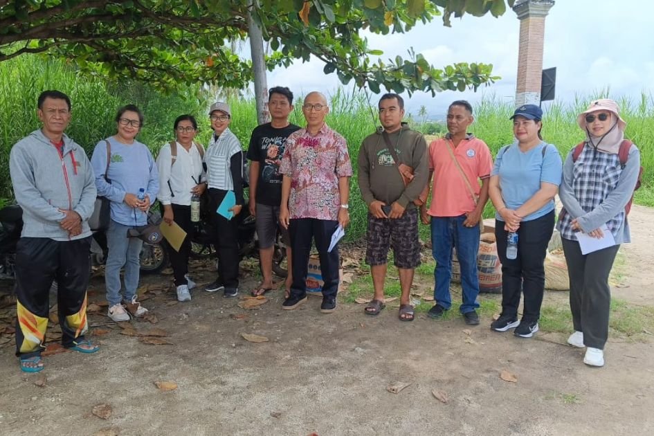 Dukung Wisata Pantai Sulamanda, KKP Salurkan Bantuan Fasilitas Melalui Program LAUTRA